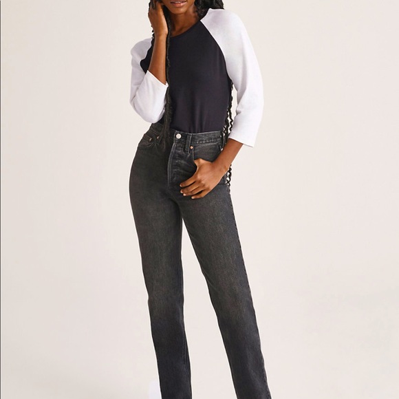 BNWT Aritzia Denim Forum Baseball Tee